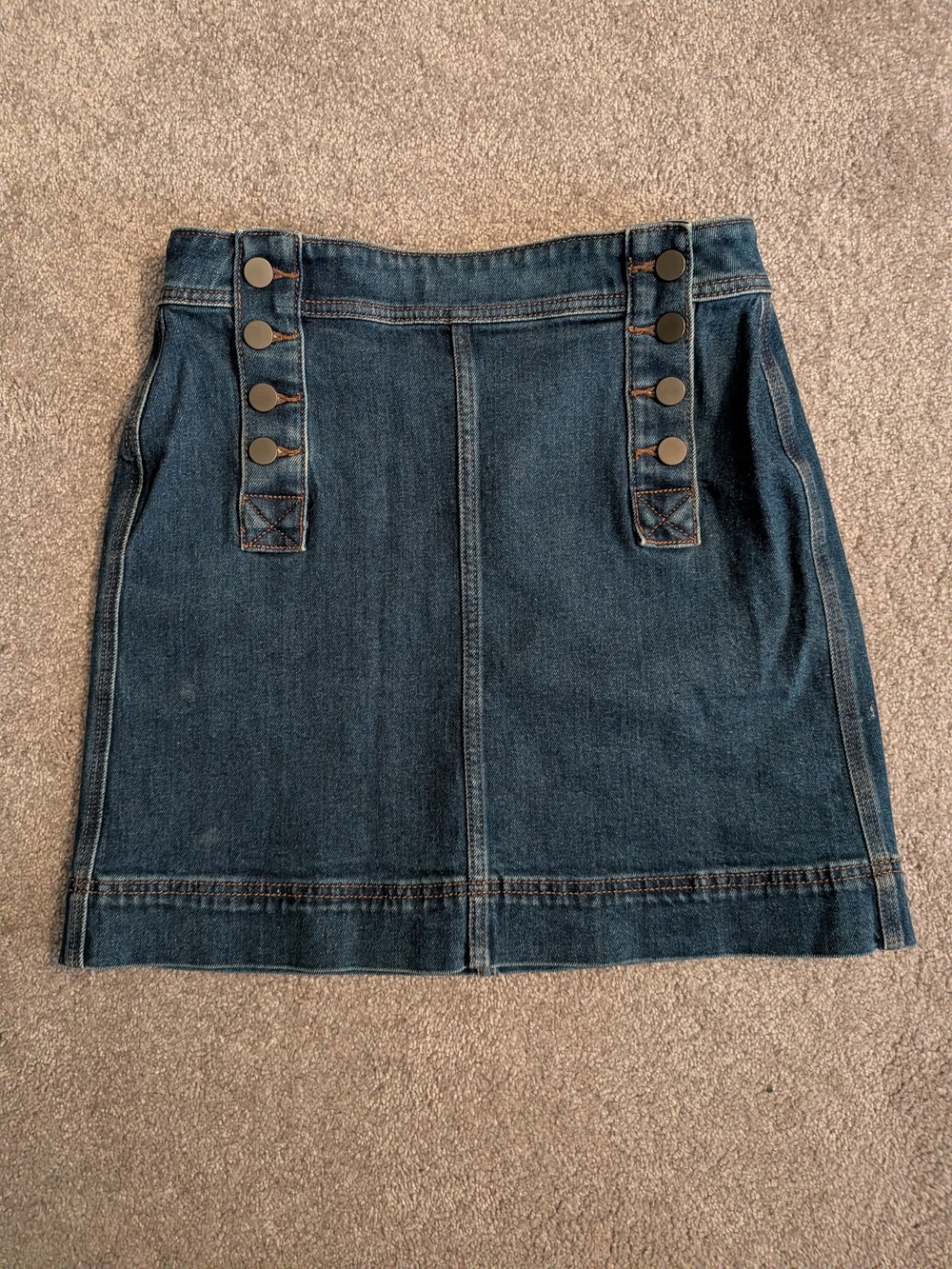 LOFT Outlet Dark Wash Denim Mini Skirt with Button Tabs, Size 0